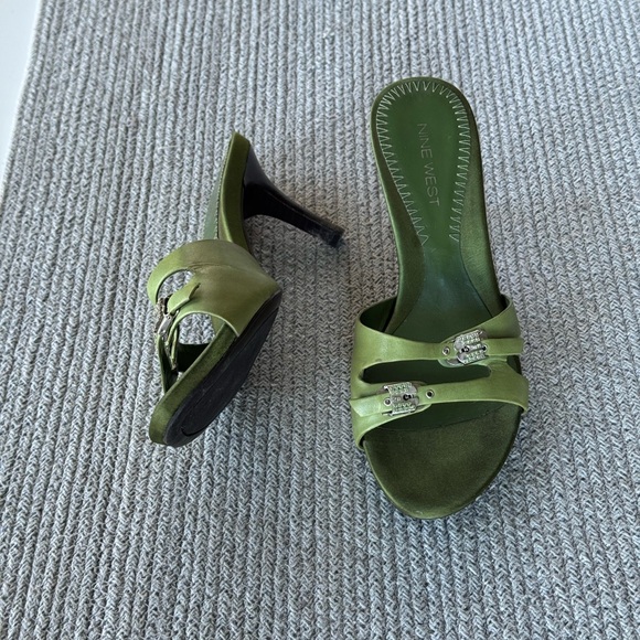Vintage Nine West Lime Green Satin Rhinestone Buckle Kitten Heels Mules Slides 7 - Picture 3 of 11